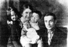 Л.С. Выготский с семьей, 1933